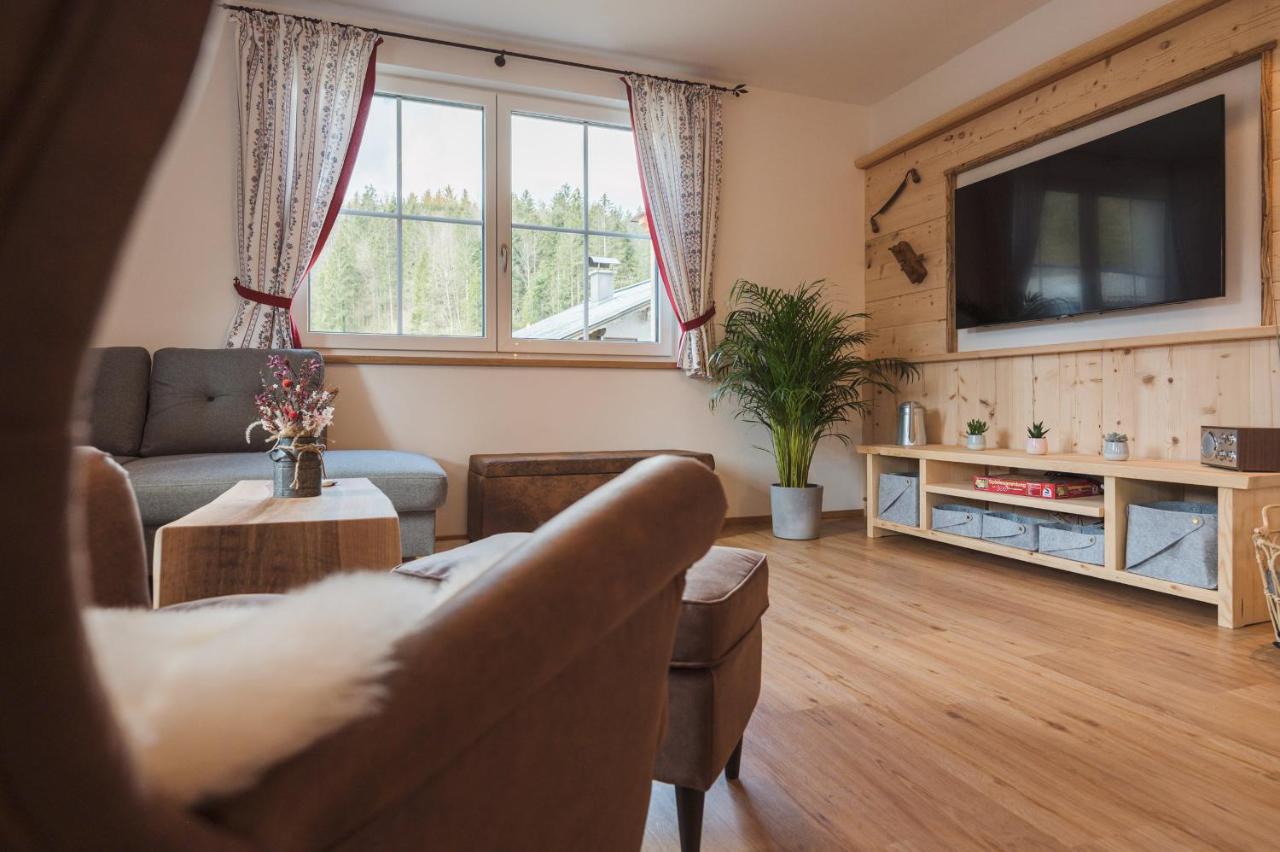 Ferienwohnungen Villa Salzweg Bad Goisern Bagian luar foto