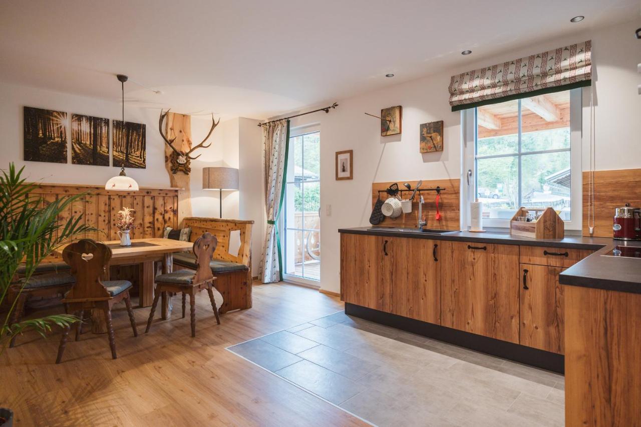 Ferienwohnungen Villa Salzweg Bad Goisern Bagian luar foto