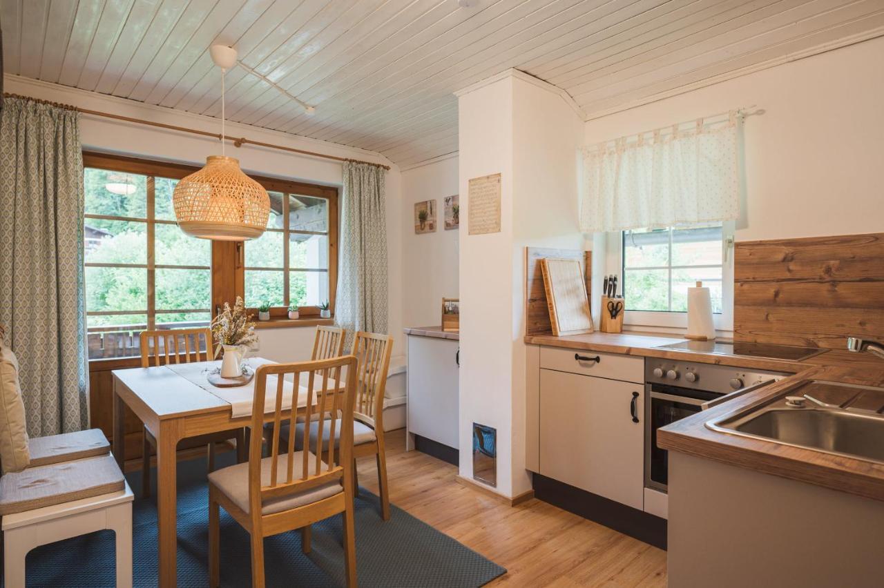 Ferienwohnungen Villa Salzweg Bad Goisern Bagian luar foto
